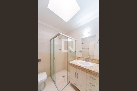 Casa à venda com 300m², 4 quartos e 4 vagas Casa à venda com 300m², 4 quartos e 4 vagasBanheiro do Quarto 1