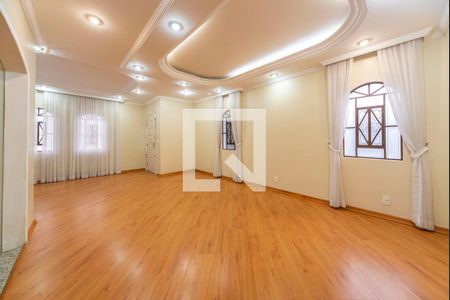 Sala de casa à venda com 4 quartos, 300m² em Vila Valparaíso, Santo André