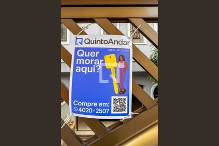 Casa à venda com 300m², 4 quartos e 4 vagas Casa à venda com 300m², 4 quartos e 4 vagasPlaca Banner Instalada na Fachada