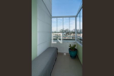 Sacada de apartamento para alugar com 2 quartos, 60m² em Jardim Isis, Cotia