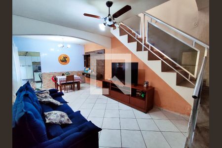 Sala de casa para alugar com 3 quartos, 210m² em Piedade, Rio de Janeiro