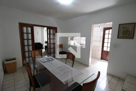 Sala 2 de casa para alugar com 4 quartos, 182m² em Vila Renato (zona Norte), São Paulo