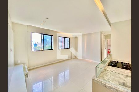Sala de apartamento para alugar com 2 quartos, 71m² em Itaigara, Salvador