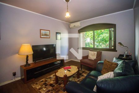 Casa à venda com 300m², 3 quartos e 4 vagas Casa à venda com 300m², 3 quartos e 4 vagasQuarto 2