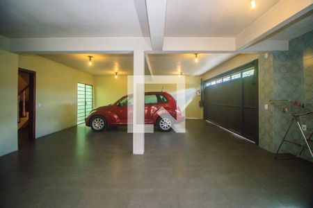 Casa à venda com 300m², 3 quartos e 4 vagas Casa à venda com 300m², 3 quartos e 4 vagasGaragem