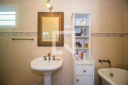 Casa à venda com 300m², 3 quartos e 4 vagas Casa à venda com 300m², 3 quartos e 4 vagasBanheiro da Suíte