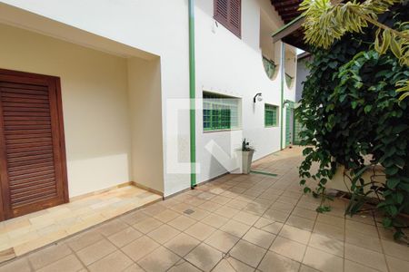 Casa à venda com 360m², 3 quartos e 4 vagasJardim - Quintal