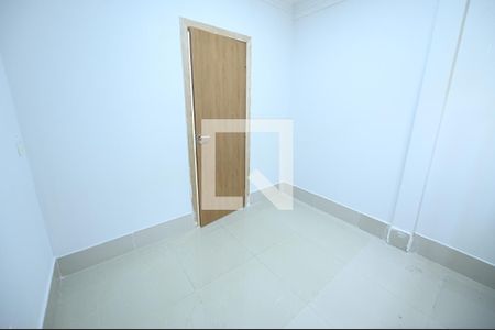 Quarto 1 de casa de condomínio para alugar com 3 quartos, 90m² em Chácaras Anhangüera, Goiânia