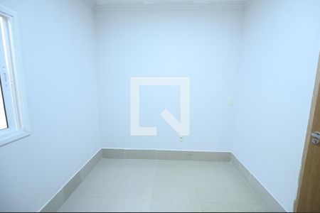 Quarto 1 de casa de condomínio para alugar com 3 quartos, 90m² em Chácaras Anhangüera, Goiânia