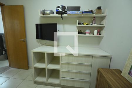 Quarto 1 de casa de condomínio para alugar com 3 quartos, 90m² em Chácaras Anhangüera, Goiânia