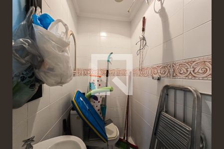 Apartamento para alugar com 127m², 3 quartos e 2 vagas Apartamento para alugar com 127m², 3 quartos e 2 vagasBanheiro de serviço