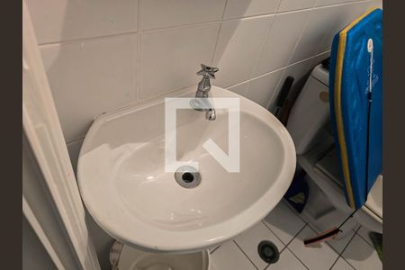 Apartamento para alugar com 127m², 3 quartos e 2 vagas Apartamento para alugar com 127m², 3 quartos e 2 vagasBanheiro de serviço