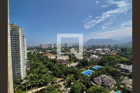 Apartamento à venda com 159m², 4 quartos e 3 vagasVaranda da Suite 2