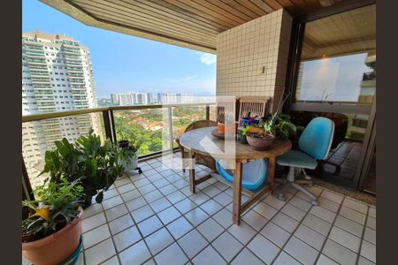 Varanda de apartamento à venda com 4 quartos, 159m² em Barra da Tijuca, Rio de Janeiro