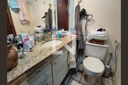 Apartamento à venda com 159m², 4 quartos e 3 vagasBanheiro