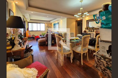 Sala de apartamento à venda com 4 quartos, 159m² em Barra da Tijuca, Rio de Janeiro