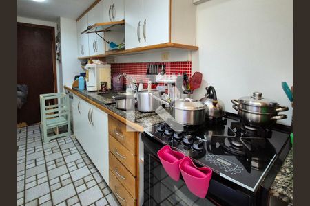 Apartamento à venda com 159m², 4 quartos e 3 vagasCozinha