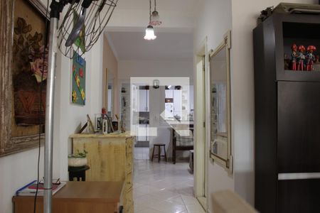 Corredor de casa para alugar com 3 quartos, 300m² em Sumaré, São Paulo