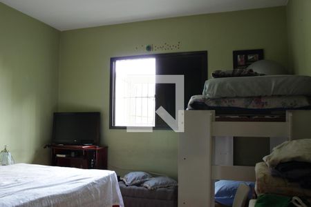 Casa à venda com 300m², 3 quartos e 8 vagasQuarto 2