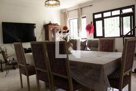 Casa à venda com 300m², 3 quartos e 8 vagasSala 1