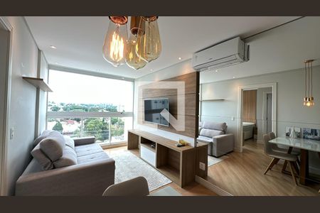 Sala de apartamento para alugar com 1 quarto, 44m² em Alto da Rua Xv, Curitiba