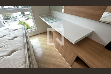 Quarto 1  de apartamento para alugar com 1 quarto, 44m² em Alto da Rua Xv, Curitiba