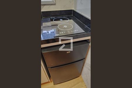 Detalhe da cozinha de kitnet/studio para alugar com 1 quarto, 30m² em Gonzaga, Santos