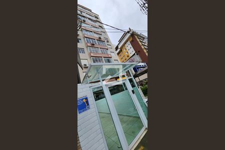 Fachada do Prédio de kitnet/studio para alugar com 1 quarto, 30m² em Gonzaga, Santos