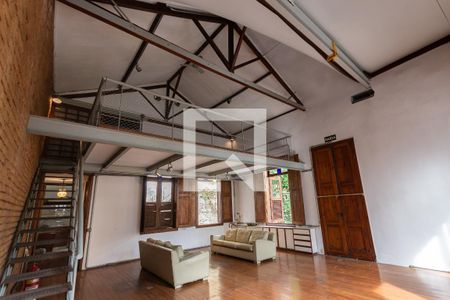 Casa à venda com 231m², 2 quartos e sem vagaSobrado