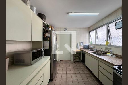 Apartamento à venda com 210m², 3 quartos e 2 vagasCozinha