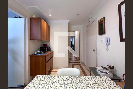 Apartamento à venda com 210m², 3 quartos e 2 vagasCopa