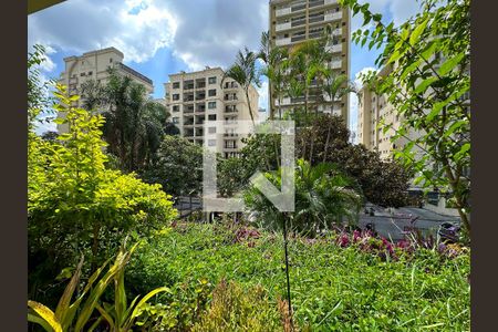 Apartamento à venda com 210m², 3 quartos e 2 vagasVista Quarto 2