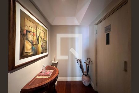 Apartamento à venda com 210m², 3 quartos e 2 vagasHall Social Apartamento