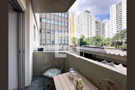 Apartamento à venda com 210m², 3 quartos e 2 vagasSacada Suíte