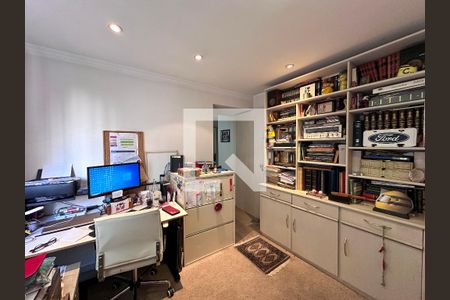 Apartamento à venda com 210m², 3 quartos e 2 vagasEscritório/Quarto 3