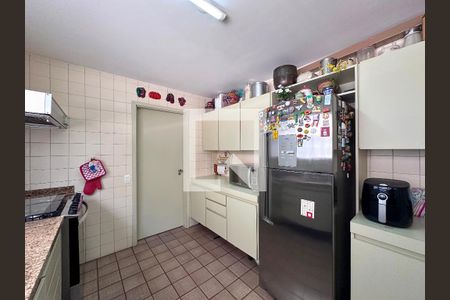 Apartamento à venda com 210m², 3 quartos e 2 vagasCozinha