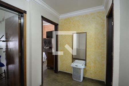 Casa à venda com 416m², 3 quartos e 3 vagasCorredor