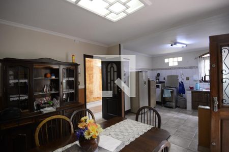 Casa à venda com 416m², 3 quartos e 3 vagasCozinha