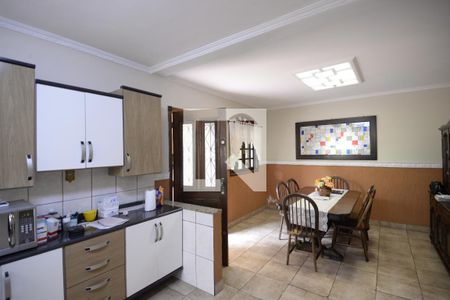 Casa à venda com 416m², 3 quartos e 3 vagasCozinha