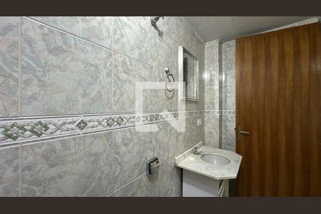 Apartamento para alugar com 73m², 3 quartos e sem vagaBanheiro