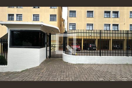 Apartamento para alugar com 73m², 3 quartos e sem vagaÁrea comum