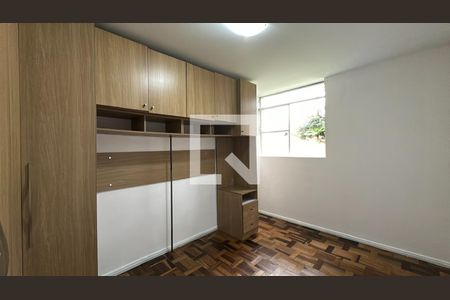 Apartamento para alugar com 73m², 3 quartos e sem vagaQuarto 