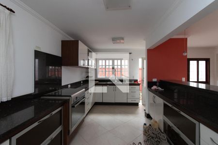 Casa para alugar com 500m², 3 quartos e 3 vagas Casa para alugar com 500m², 3 quartos e 3 vagasCozinha