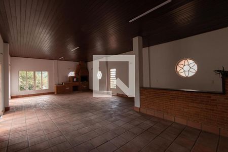 Casa para alugar com 500m², 3 quartos e 3 vagas Casa para alugar com 500m², 3 quartos e 3 vagasÁrea comum - Salão de festas