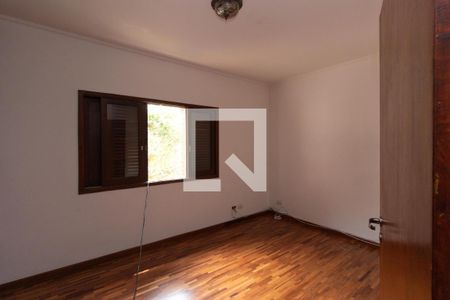Casa para alugar com 500m², 3 quartos e 3 vagas Casa para alugar com 500m², 3 quartos e 3 vagasQuarto 2