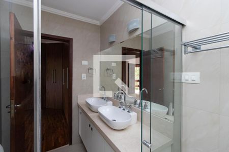 Casa para alugar com 500m², 3 quartos e 3 vagas Casa para alugar com 500m², 3 quartos e 3 vagasBanheiro da Suíte