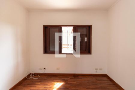 Quarto 1 de casa para alugar com 3 quartos, 400m² em Vila Albertina, São Paulo