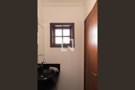 Lavabo de casa para alugar com 3 quartos, 500m² em Vila Albertina, São Paulo
