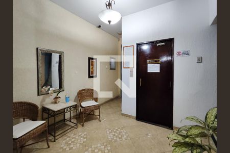 Apartamento à venda com 66m², 2 quartos e 1 vagaFachada e portaria