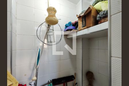 Apartamento à venda com 66m², 2 quartos e 1 vagaBanheiro de serviço